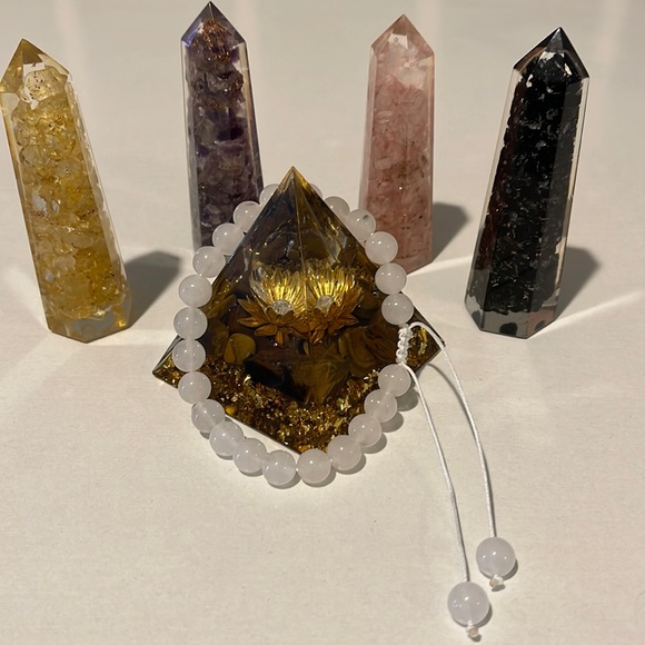 Women’s Healing Rose Quartz Crystal Natural Stone Gemstone Bead Bracelet - Picture 1 of 3